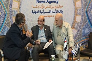 بازدید رئیس جهاددانشگاهی از نمایشگاه قرآن