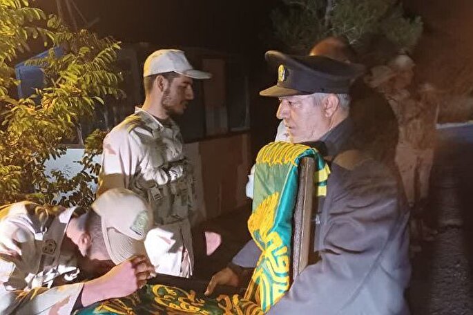 میزبانی مرزداران خراسان‌جنوبی از پرچم امام رضا(ع)

 