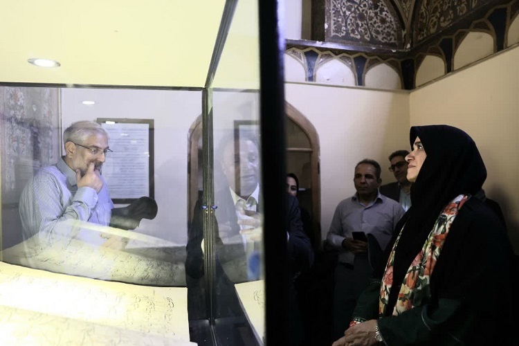 رونمایی از نسخ خطی تذهیب موزه‌های ملی ایران و سعدآباد، شیراز