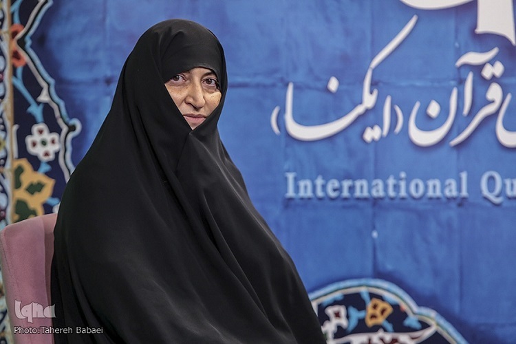 لاله افتخاری، مشاور امور بانوان کمیته امداد امام خمینی(ره) کشور