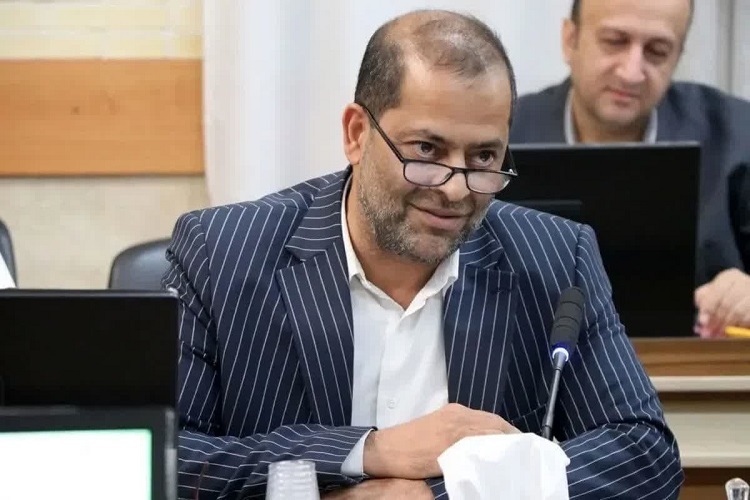 علیرضا شیخ، مدیر بازرسی و نظارت بر کالای اساسی سازمان جهاد کشاورزی استان فارس