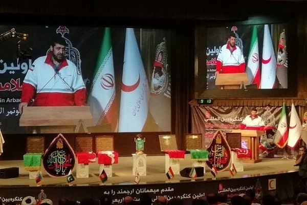 راه‌اندازی موکب درمان به فاصله هر ۱۰۰ عمود در پیاده‌روی اربعین