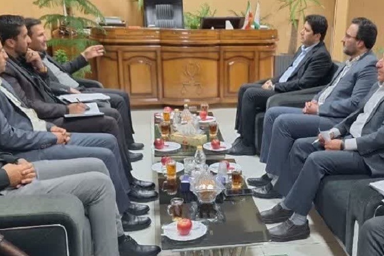 نشست تعاملی بنیاد علوی با انجمن حمایت از خانواده های زندانیان شیراز