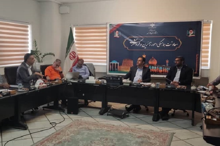 نشست بررسی طرح کتابخانه مرکزی شیراز