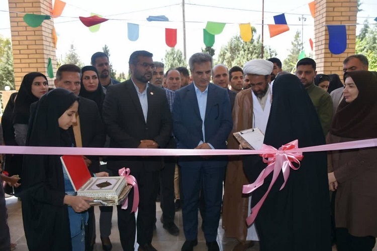 افتتاح کتابخانه عمومی شهر داریون شیراز