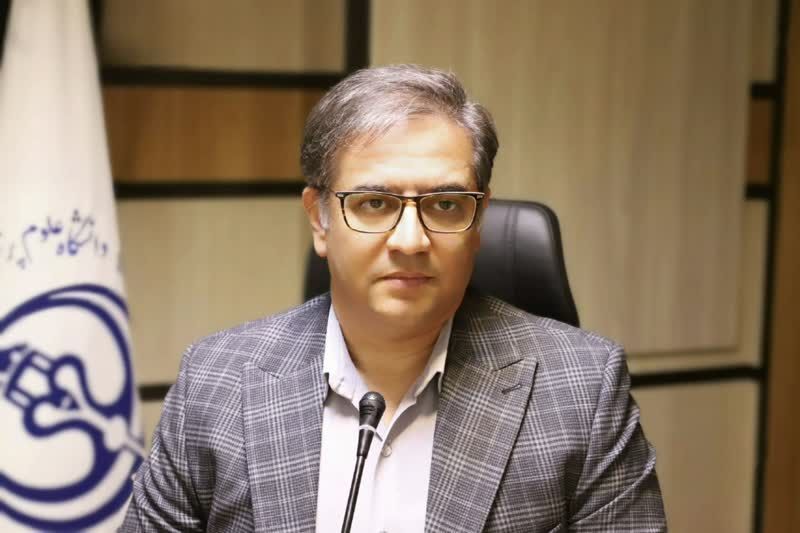 مهدی نجات، مدیر پیشگیری از بیماری‌های واگیر دانشگاه علوم پزشکی شیراز
