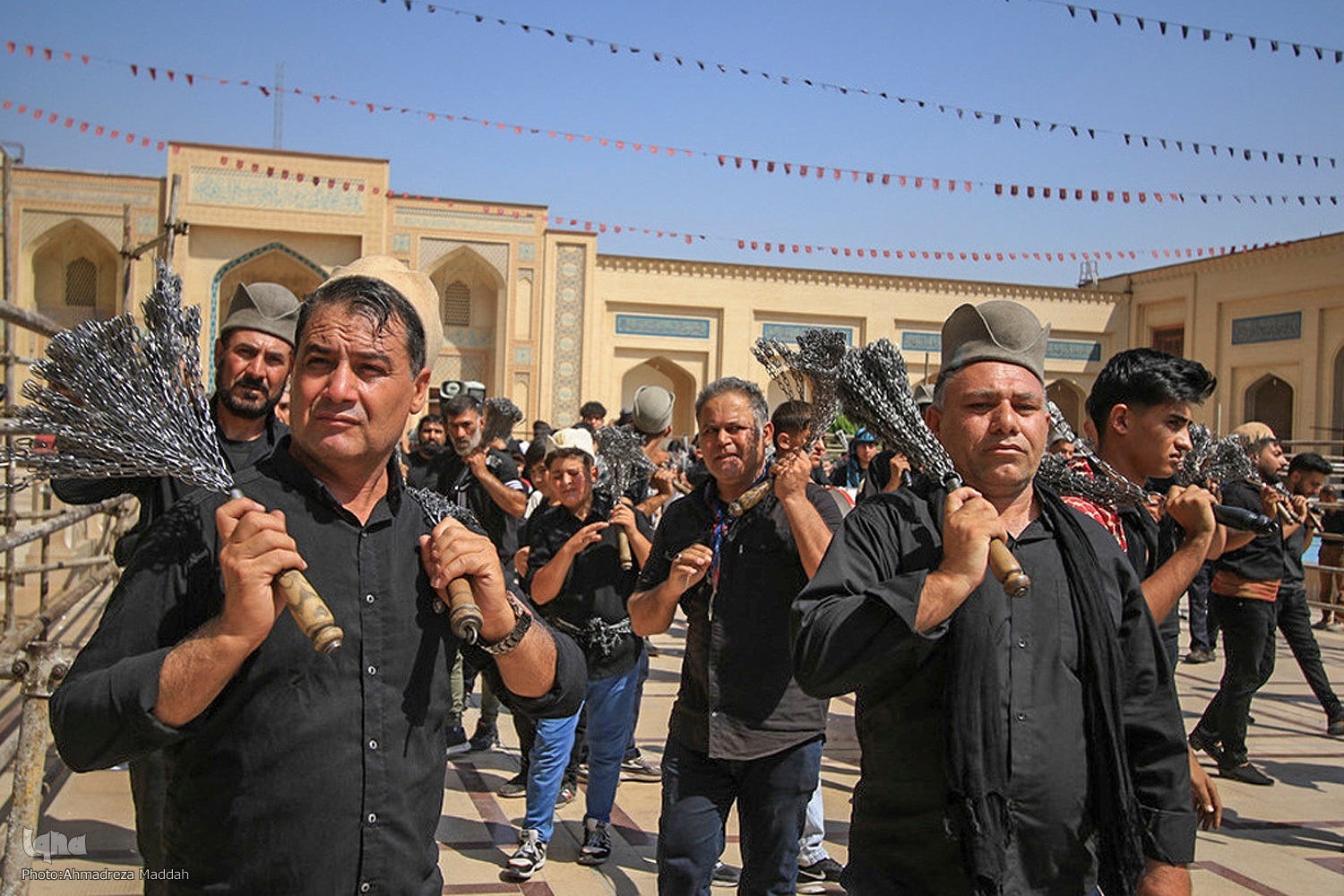 عزاداری تاسوعای حسینی، حرم شاهچراغ