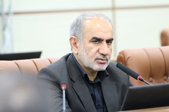 جعفر قادری،  نماینده مردم شیراز و زرقان در مجلس