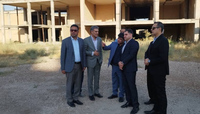 بازدید مدیرکل راه و شهرسازی فارس از پروژه‌های بازآفرینی