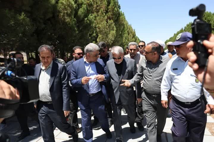 بازدید وزیر میراث از پاسارگاد