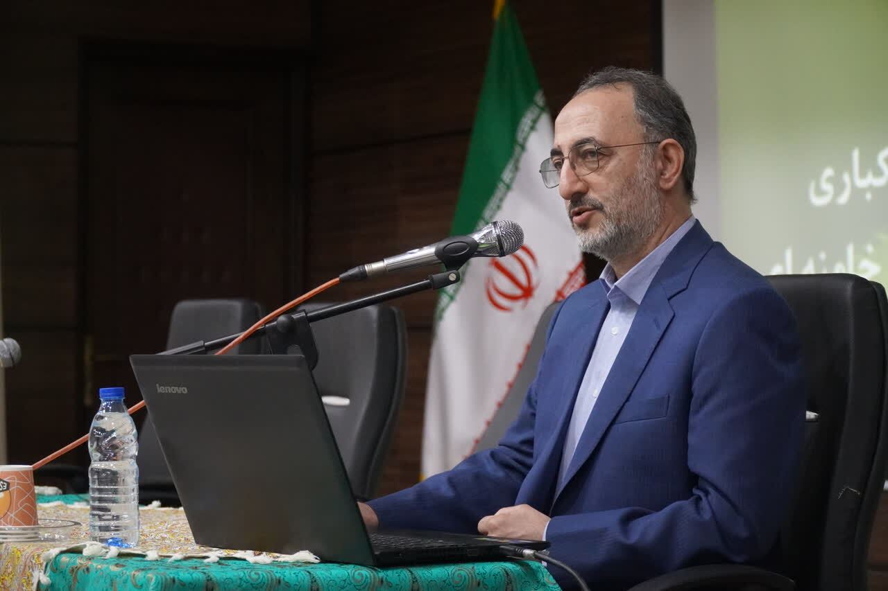 محمد اسحاقی، معاون پژوهشی دفتر حفظ و نشر آثار مقام معظم رهبری