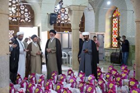 ۵۰۰۰ بسته معیشتی میان نیازمندان فارس توزیع شد