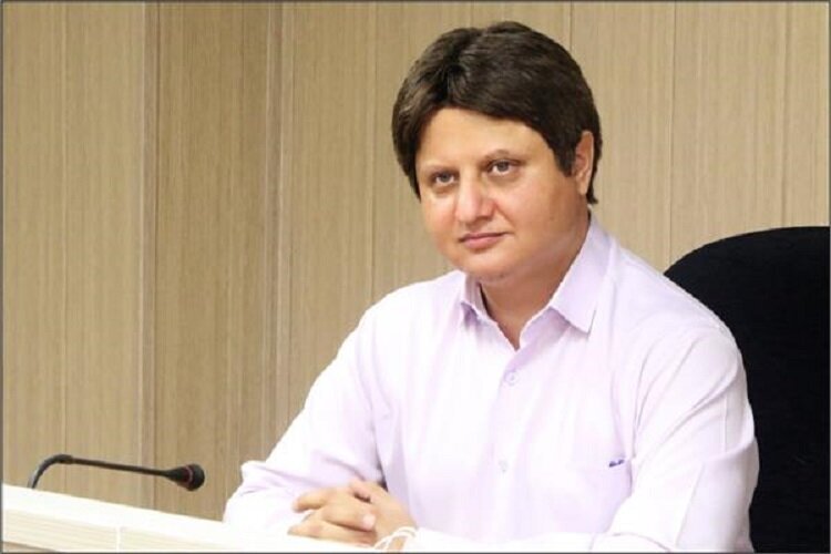 محمد مرادی، عضو هیأت علمی بخش زبان و ادبیات فارسی دانشگاه شیراز