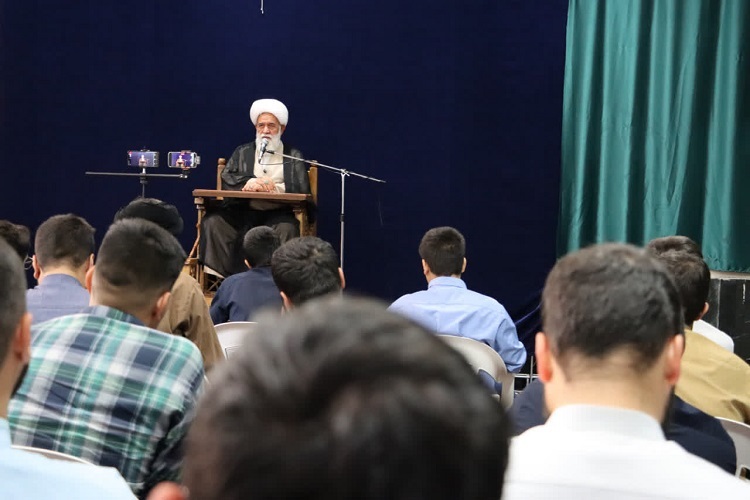 چالش‌های معنویت نوظهور؛ از تشنگی انسان تا سراب‌های بی‌مبنا