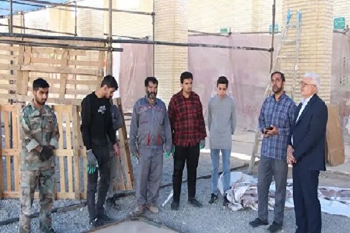 پرداختن به سبک زندگی حضرت زهرا(س) چراغ راه نسل جوان است