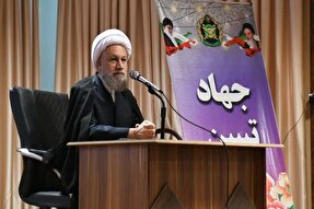 دفاع از اخلاق اساس مبارزه با استکبار است