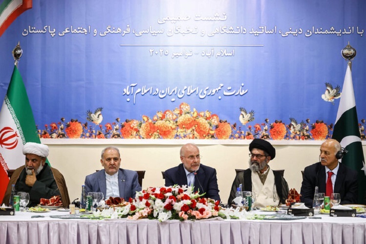 صلح تحمیلی و جنگ تحمیلی استقلال کشورهای مسلمان را هدف گرفته است