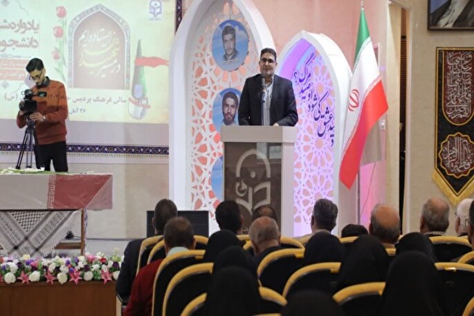 شهدا بزرگ‌ترین و عمیق‌ترین مصداق حیات طیبه هستند