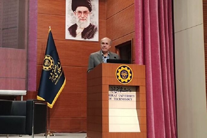 بورس صنعت و مشاغل مسیر مهارت‌آموزی و اشتغال دانشجویان را هموار می‌کند