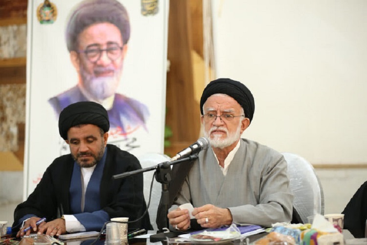 حجتالاسلام والمسلمین سید محیالدین طاهری شیرازی، دبیر جامعه روحانیت شیراز حجتالاسلام والمسلمین سید محیالدین طاهری شیرازی، دبیر جامعه روحانیت شیراز