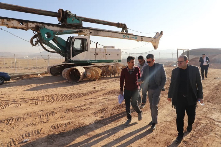 بازدید معاون شهردار شیراز از پروژه های فرهنگی و ورزشی