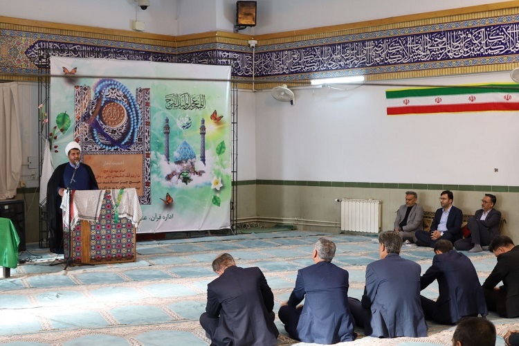 حجت‌الاسلام والمسلمین محمد صادق مهرابی، دبیر کمیته همکاری حوزه‌های علمیه و آموزش و پرورش فارس