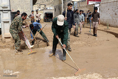 امدادرسانی بسیج و سپاه به سیل‌زدگان شیراز