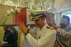 استقبال و تشییع پیکر ۴ شهید حادثه ناوچه کنارک در شیراز