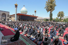 عزاداری ظهر عاشورا در حرم شاهچراغ(ع)