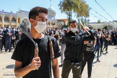 عزاداری ظهر عاشورا در حرم شاهچراغ(ع)