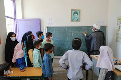 «هادیان نور» میهمان دانش‌آموزان مناطق محروم شیراز