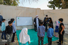 «هادیان نور» میهمان دانش‌آموزان مناطق محروم شیراز