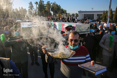 استقبال از پیكرهای مطهر ۱۵ شهید دوران دفاع مقدس - شیراز