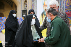 توزیع بسته معیشتی در مسجد نصیرالملک شیراز