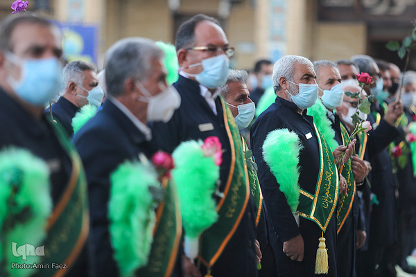 گلباران حرم مطهر امین ولایت