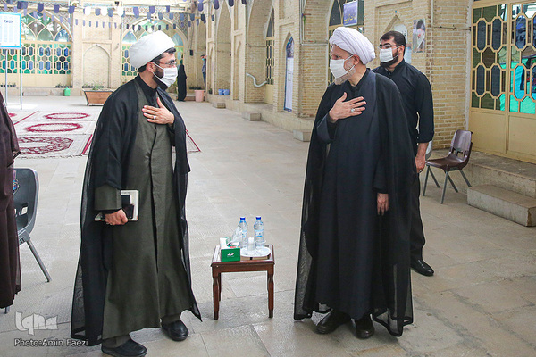 مراسم روضه خوانی صبح عاشورا ۱۴۰۰ در مسجد شهدای شیراز‎‎