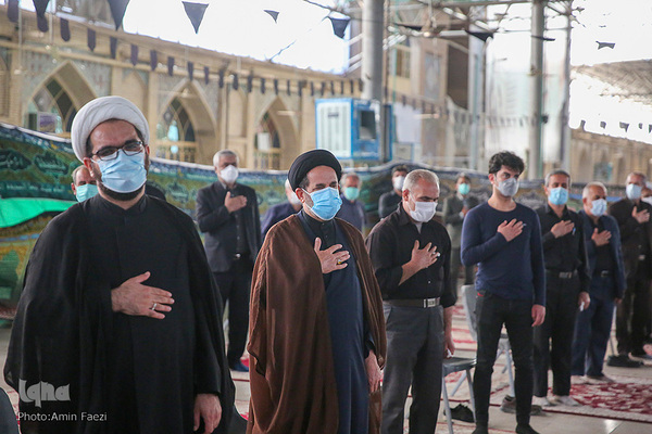 مراسم روضه خوانی صبح عاشورا ۱۴۰۰ در مسجد شهدای شیراز‎‎