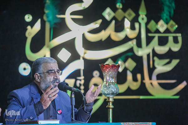 شب شعر عاشورا قدیمی‌ترین و مستمرترین شب شعر آئینی کشور