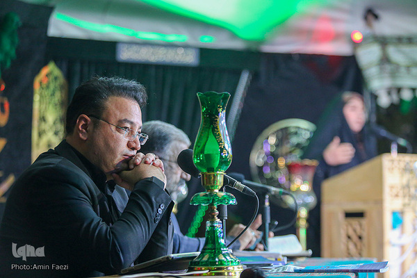 شب شعر عاشورا قدیمی‌ترین و مستمرترین شب شعر آئینی کشور