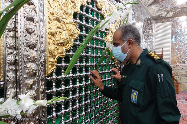 همایش تکریم و بزرگداشت روز سرباز در سومین حرم اهل بیت