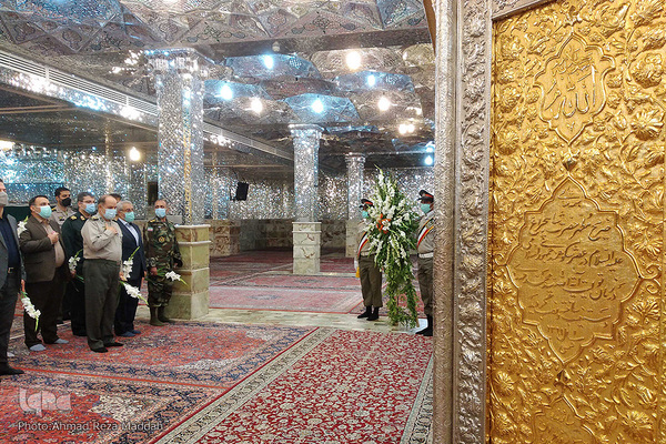 همایش تکریم و بزرگداشت روز سرباز در سومین حرم اهل بیت