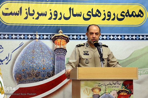 همایش تکریم و بزرگداشت روز سرباز در سومین حرم اهل بیت