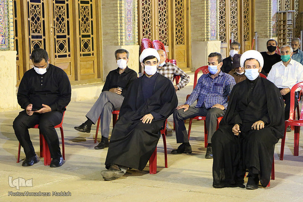 برگزاری مراسم سوگواری دهه آخر ماه صفر در مسجد تاریخی نصیرالملک شیراز‎‎
