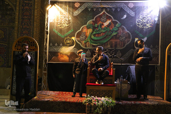 برگزاری مراسم سوگواری دهه آخر ماه صفر در مسجد تاریخی نصیرالملک شیراز‎‎