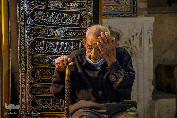 برگزاری مراسم سوگواری دهه آخر ماه صفر در مسجد تاریخی نصیرالملک شیراز‎‎