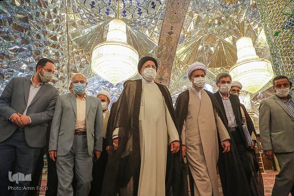 حضور رئیس جمهور در حرم مطهر شاهچراغ(ع)