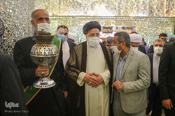 حضور رئیس جمهور در حرم مطهر شاهچراغ(ع)