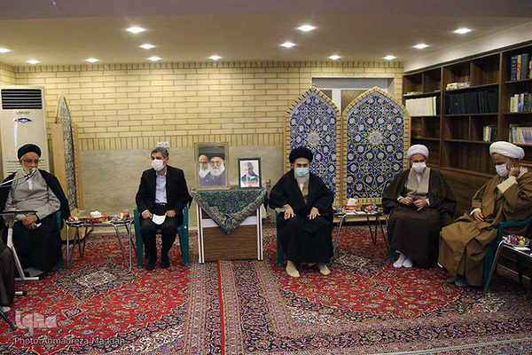 جلسه جامعه روحانیت شیراز‎‎