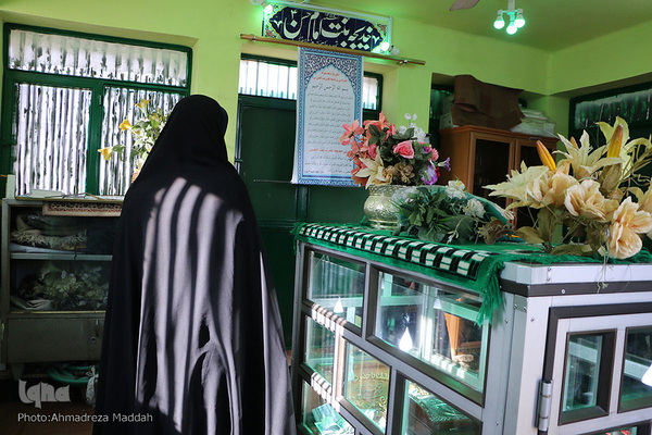 جشن میلاد حضرت زینب (س) در آستان مقدس امامزاده بی بی خدیجه(س)