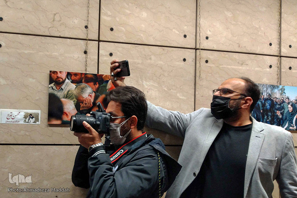 نمایشگاه «سردار عشق» در قاب عکاسان خبری فارس‎‎